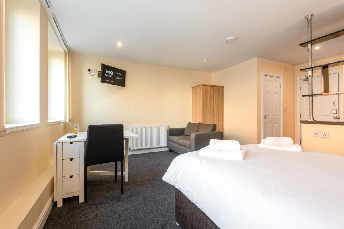 Modern & Bright Budget Studio In Central Doncaster Apartment Екстериор снимка