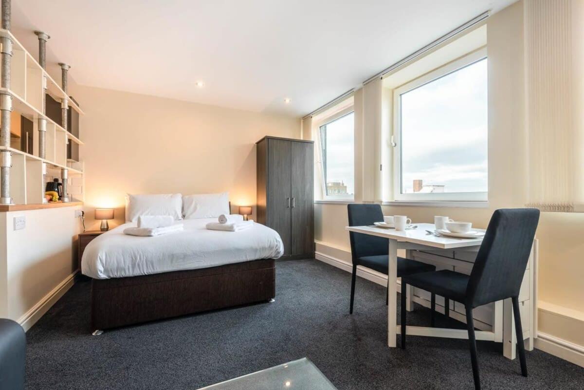 Modern & Bright Budget Studio In Central Doncaster Apartment Екстериор снимка