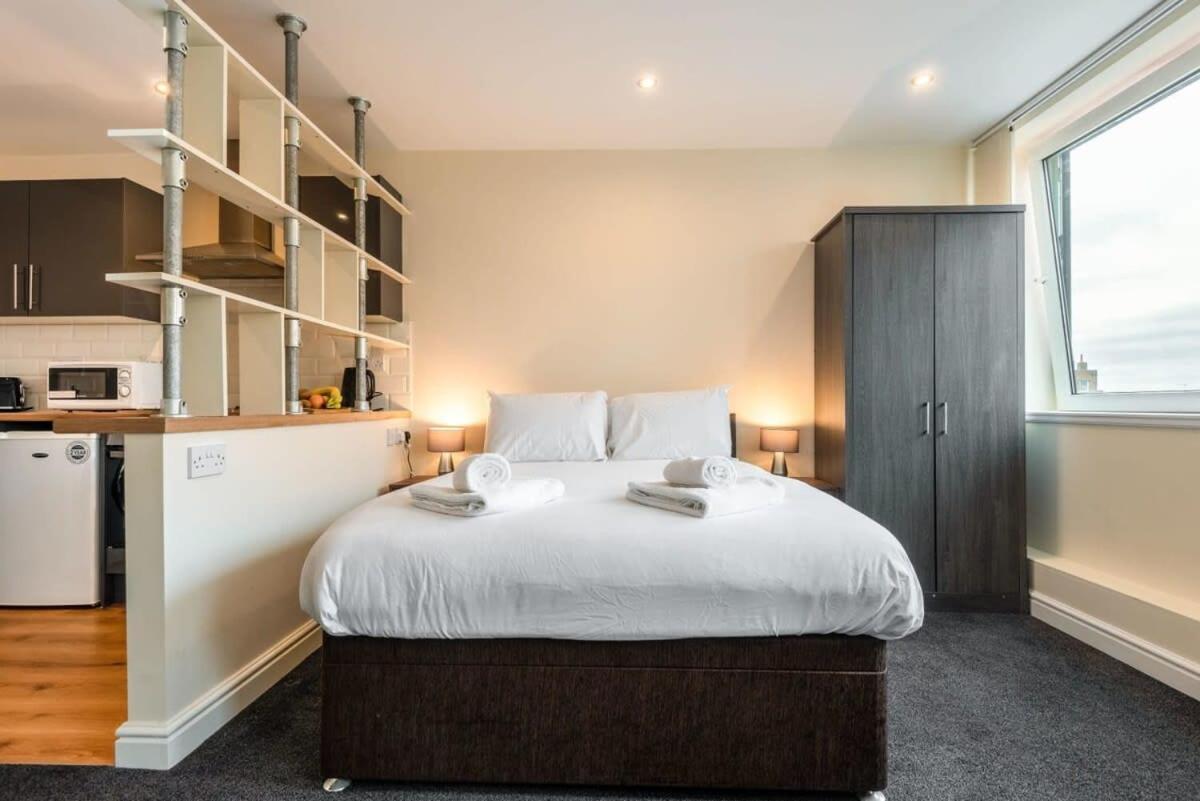 Modern & Bright Budget Studio In Central Doncaster Apartment Екстериор снимка