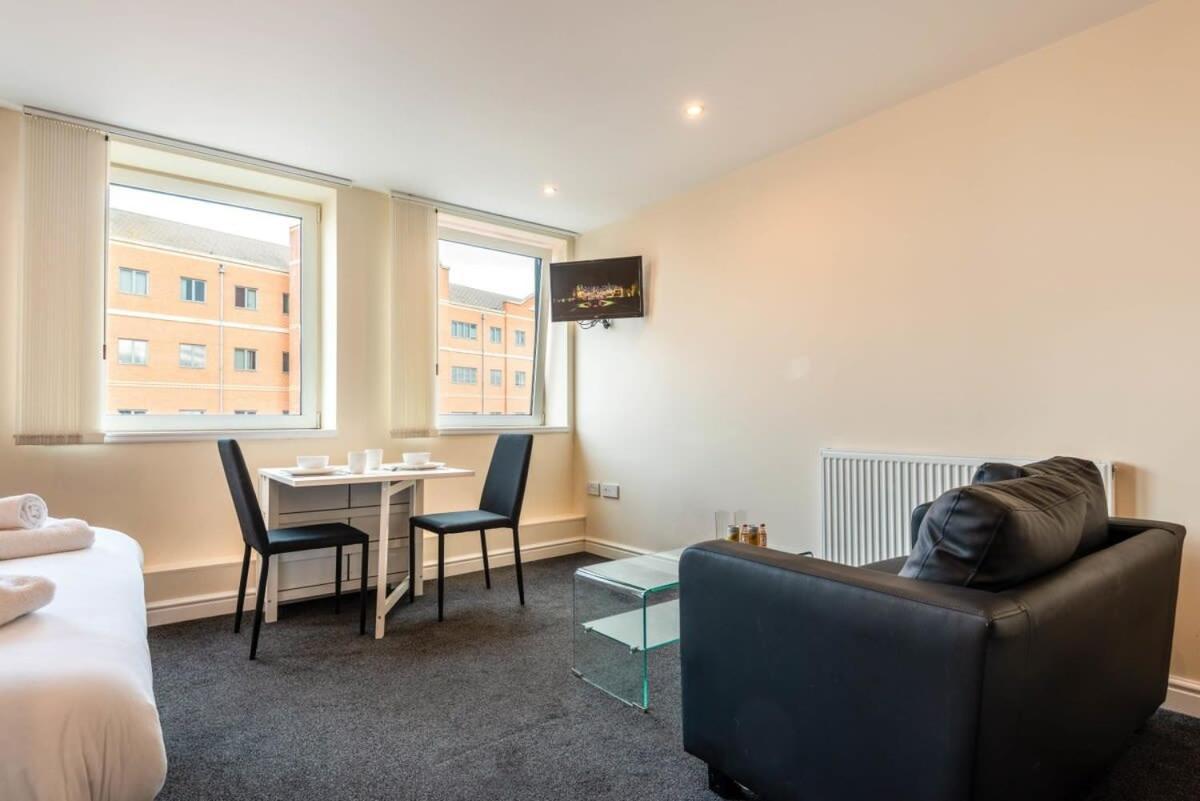 Modern & Bright Budget Studio In Central Doncaster Apartment Екстериор снимка