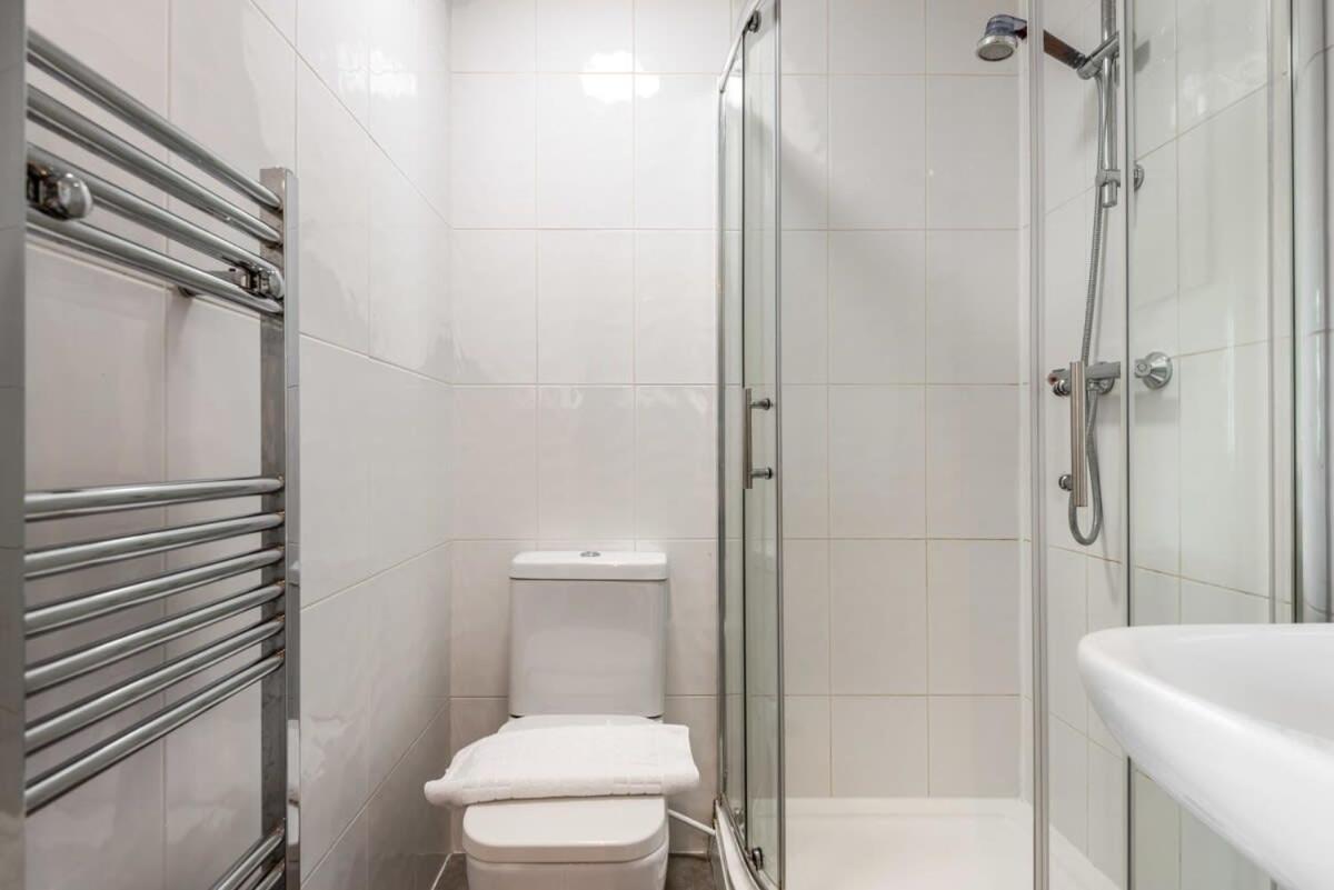 Modern & Bright Budget Studio In Central Doncaster Apartment Екстериор снимка