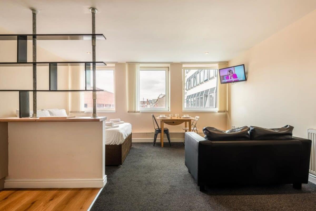 Modern & Bright Budget Studio In Central Doncaster Apartment Екстериор снимка