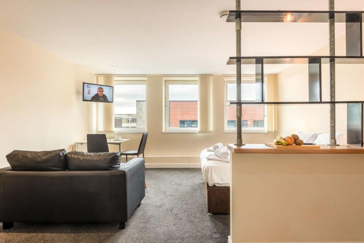 Modern & Bright Budget Studio In Central Doncaster Apartment Екстериор снимка