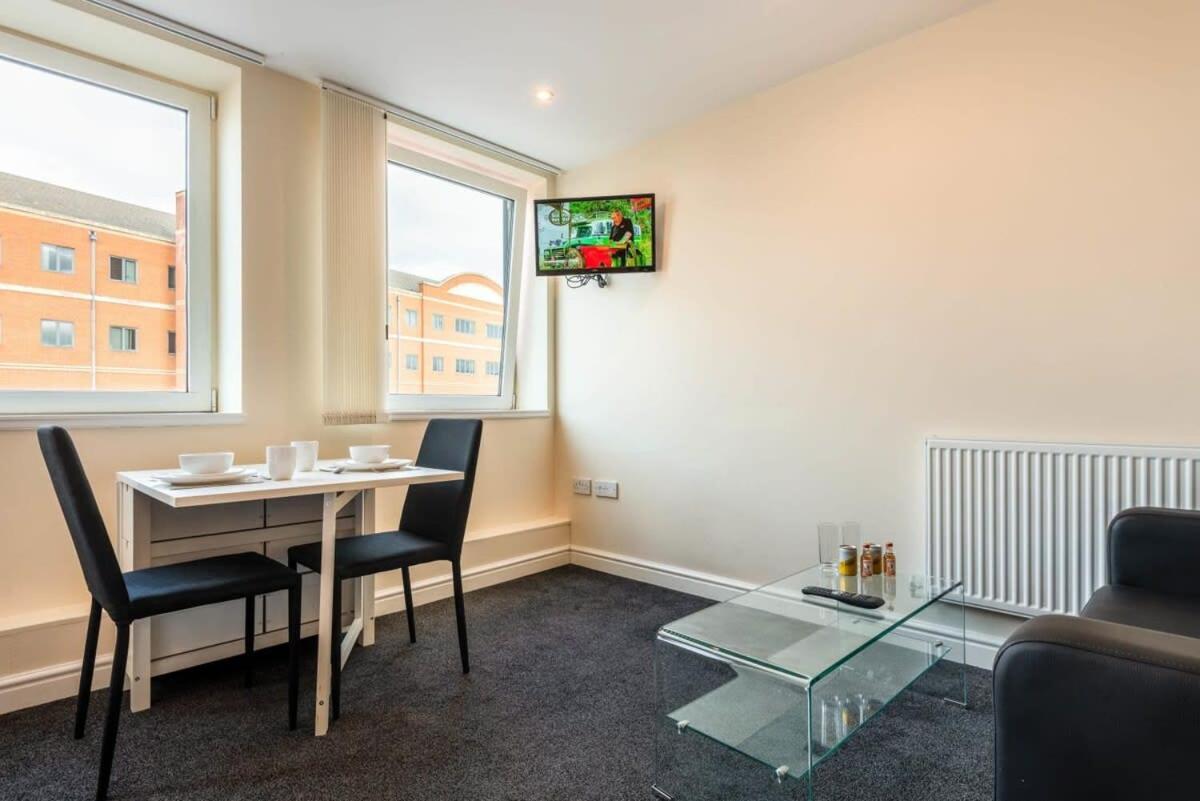 Modern & Bright Budget Studio In Central Doncaster Apartment Екстериор снимка